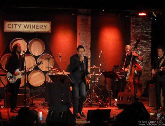 Jan 21 - NYC - Alejandro Escovedo and his band played a set of Lou Reed songs at City Winery.