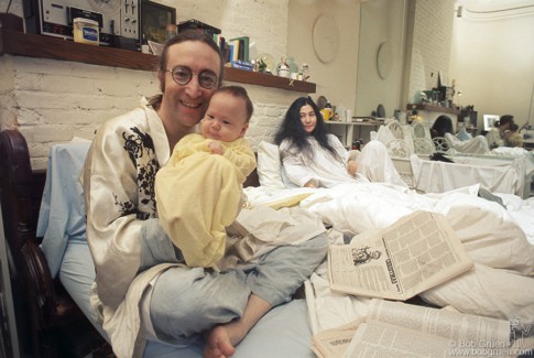 John Lennon, Yoko Ono and Sean Lennon, NYC - 1975