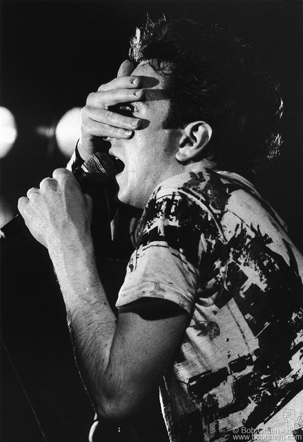 Joe Strummer, England – 1977 | Bob Gruen