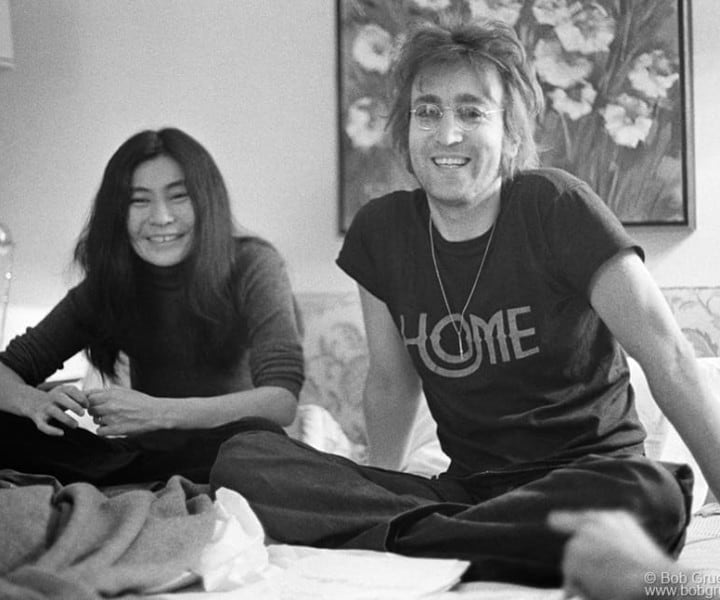 John Lennon and Yoko Ono, St. Moritz Hotel, NYC. 1972. <P>Image #: R-12  © Bob Gruen