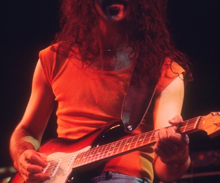 Frank Zappa, Felt Forum, NYC. October 31, 1975. <P>Image #: C-36  © Bob Gruen