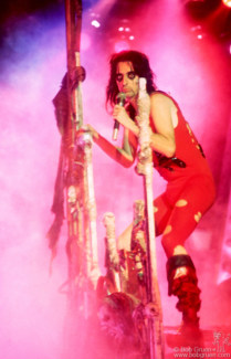 Alice Cooper, NYC - 1975