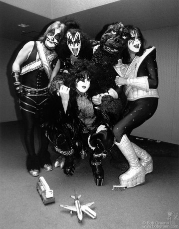 Kiss and Godzilla, Tokyo - 1978