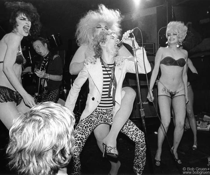 Dead Boys and Divine, CBGB, NYC. May 1978. <P>Image #: R-455  © Bob Gruen