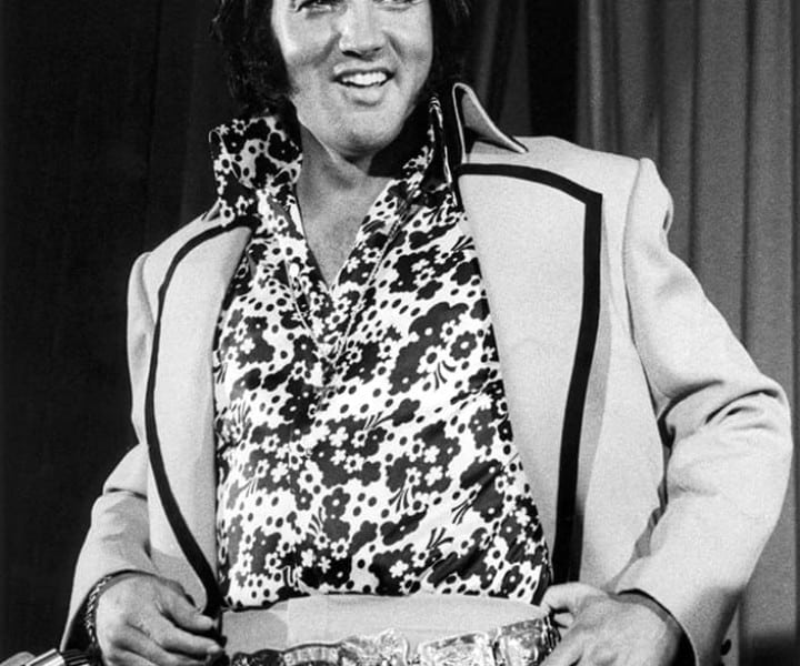 Elvis Presley, New York Hilton, NYC. June 9, 1972. <P>Image #: R-182  © Bob Gruen