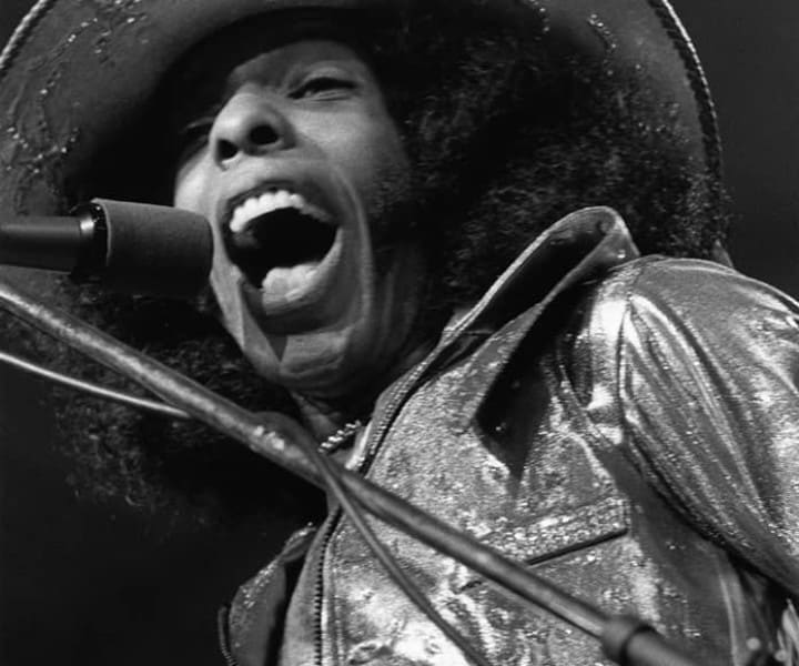 Sly Stone, Central Park, NYC. August 1, 1973. <P>Image #: R-326 © Bob Gruen