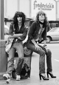 Johnny Thunders and David Johansen, CA - 1973