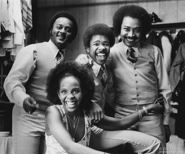 Gladys Knight and the Pips, Apollo Theater, NYC. March 14, 1973. <P>Image #: R-495  © Bob Gruen