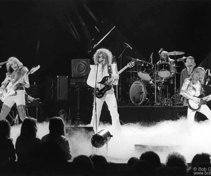 Mott The Hoople, Uris Theater, NYC. May 8, 1974. <P>Image #: R-507  © Bob Gruen