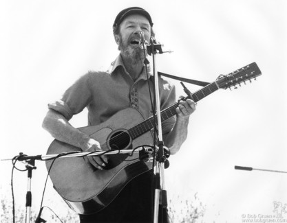 Pete Seeger, NYC - 1975