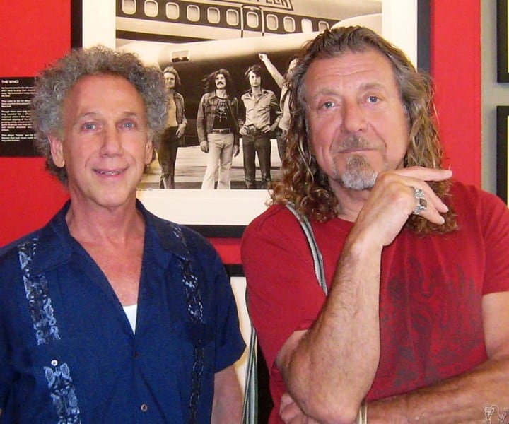 June 12 - NYC - While Robert Plant was in New York he stopped by Bob Gruen's 'Rockers' exhibition at the Morrison Hotel Gallery on the Bowery, and posed for a photo with Bob.