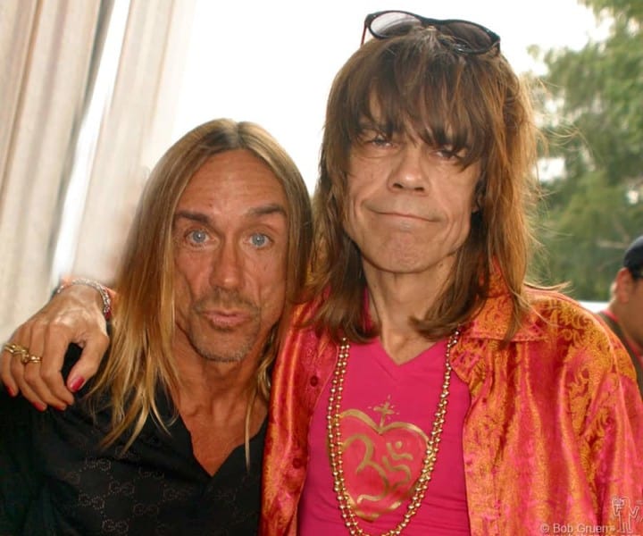 Aug 14 – NYC - Before the Stooges and NY Dolls reunion shows, Iggy Pop and David Johansen say hi backstage!