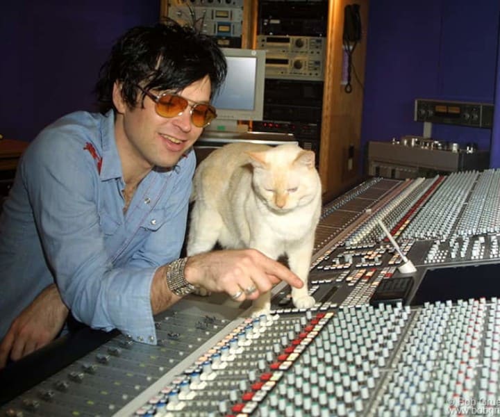At Electric Lady Studio, Ryan made friends with the studio's pet cat, Jimi. This shot was published the next week in Rolling Stone Magazine.