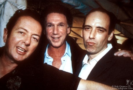 The Clash Photograph by Bob Gruen　2001年版 Bonhams : The Clash: An Autographed Copy Of The Clash: Photographs