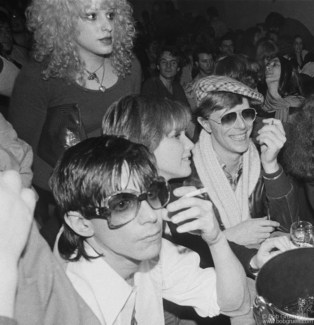 Iggy Pop, Nancy Spungen, Cyrinda Foxe and David Bowie, NYC - 1977