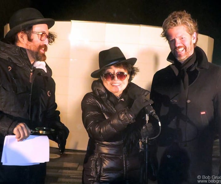 Oct 9 – Reykjavik – Sean Lennon, Yoko Ono and Reykjavik mayor Dagur Bergþóruson Eggertsson during the Peace Tower lighting in Iceland.