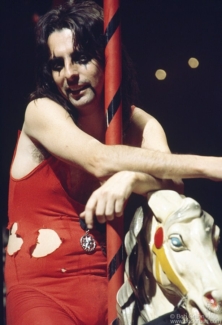 Alice Cooper, Canada - 1975