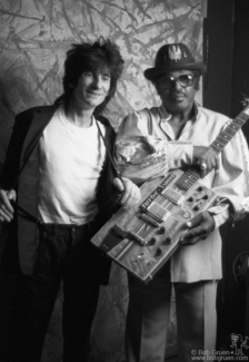 Ronnie Wood and Bo Diddley, NYC - 1987