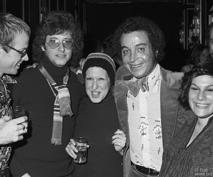 Bette Midler, Seymour Stein and Linda Stein, Carnegie Hall, NYC. November 19 or 20, 1972. <P>Image #: MCA4_14-23_1972 © Bob Gruen