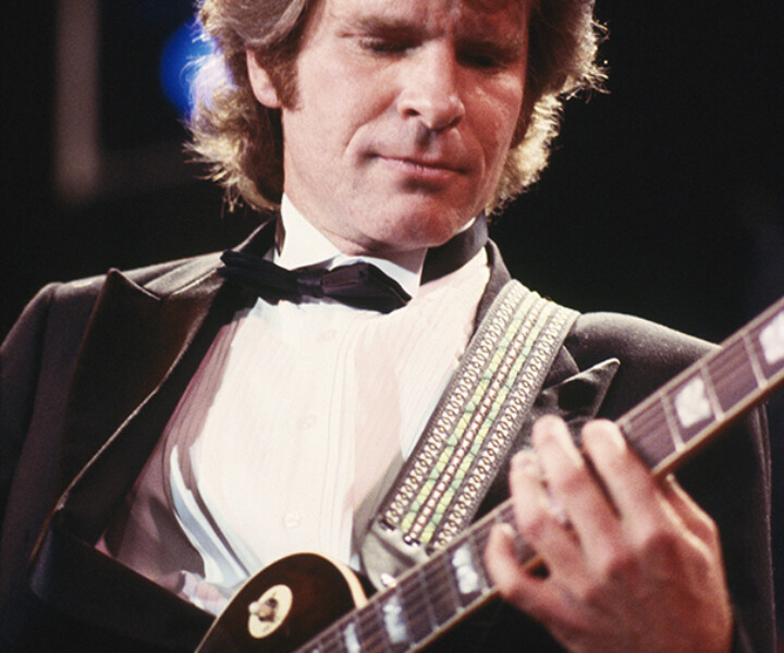 John Fogerty, Waldorf-Astoria Hotel, NYC. January 20, 1988. <P>Image #: RRHOF188_1988_47 © Bob Gruen