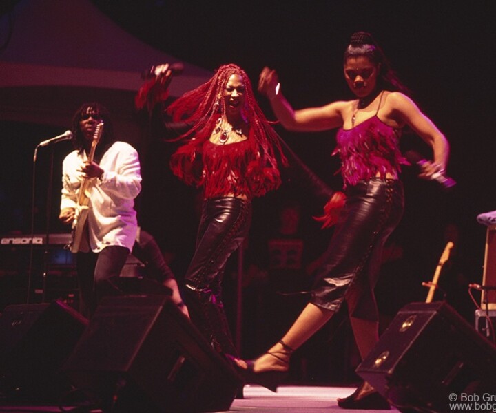 Chic, Central Park, NYC. June 2000. <P>Image #: Chic600_2000_2 © Bob Gruen 