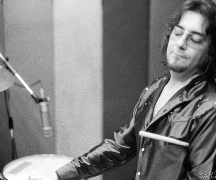 Jim Keltner, Record Plant, NYC. 1974. <P>Image #: EM44_3-10a_1974 © Bob Gruen