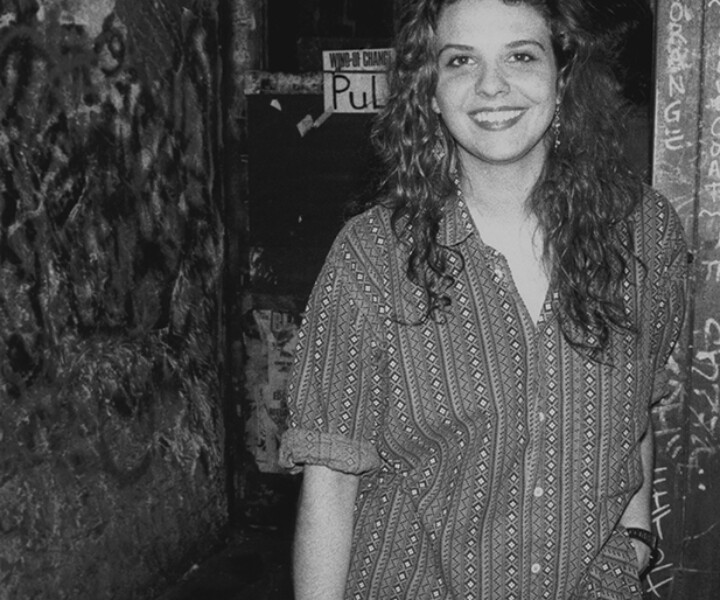 Louise Staley, CBGB, NYC. July 1989. <P>Image #: NMS789_6-29a_1989 © Bob Gruen