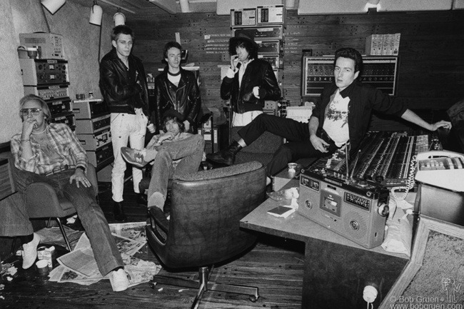Corky Stasiak, Paul Simonon, Topper Headon, Sandy Pearlman, Mick Jones and Joe Strummer, NYC - 1978