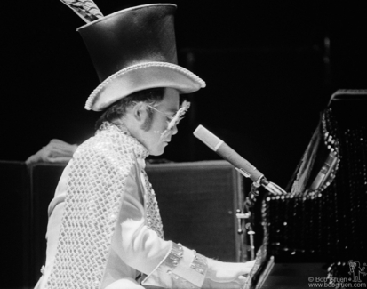 Elton John, NYC - 1974 