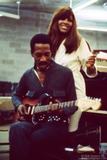 Ike and Tina Turner, Newark - 1971
