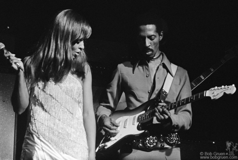 Ike and Tina Turner, Newark - 1971