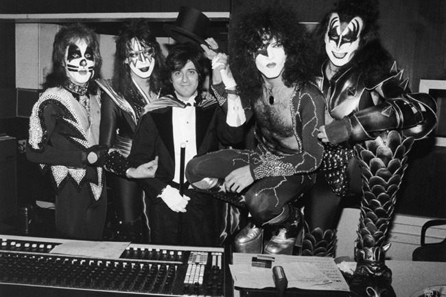 Kiss and Bob Ezrin, NYC - 1976