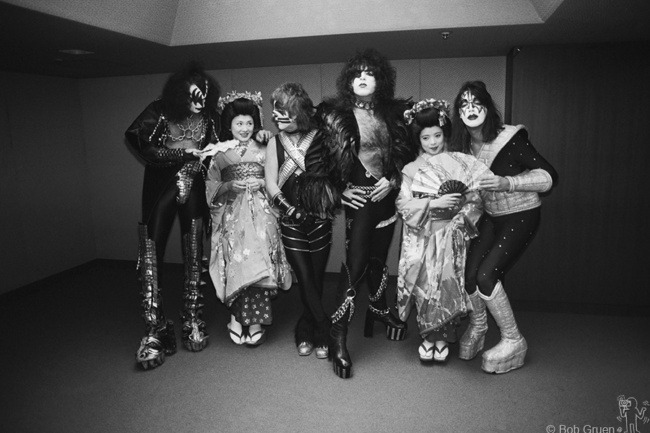 Kiss with Geisha Girls, Japan - 1978