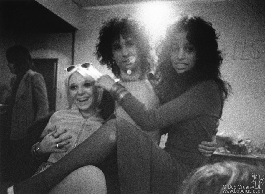 New York Dolls & Sylvain, Syl & Lightning, Lori