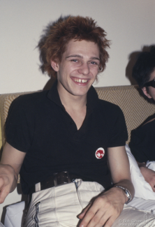 Paul Simonon of the Clash at a hotel in Leeds, England. October 27, 1977. Image #: Clash1077_1977_31 © Bob Gruen Paul Simonon, Leeds - 1977