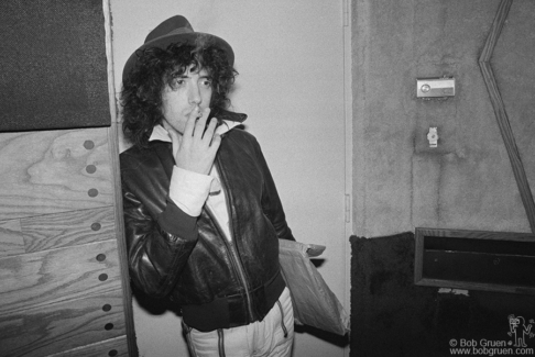 Mick Jones of the Clash at the Record Plant, NYC. September 1978. Image #: Clash978_3-34_1978 © Bob Gruen Mick Jones, NYC - 1978