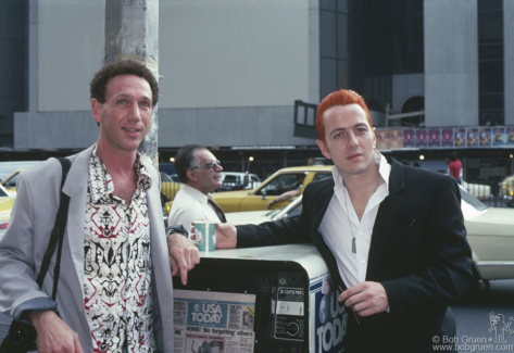 Bob Gruen and Joe Strummer posing on the streets of NYC. July 1985. Image #: JoeStrummer785_1985_10 © Bob Gruen Bob Gruen and Joe Strummer, NYC - 1985