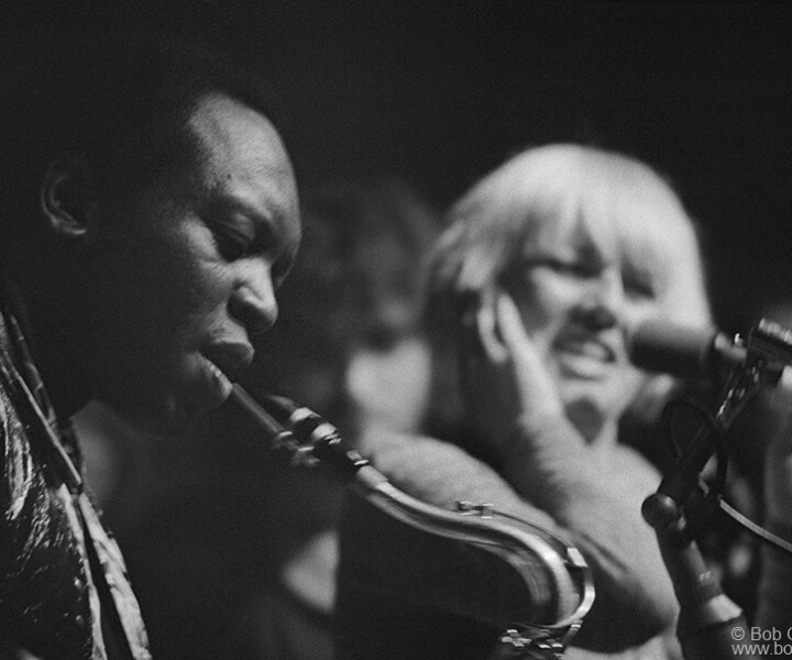 King Curtis, Delaney and Bonnie, A&R Recording Studios, NYC. July 22, 1971. Image #: ATL2_4-22_1971 © Bob Gruen